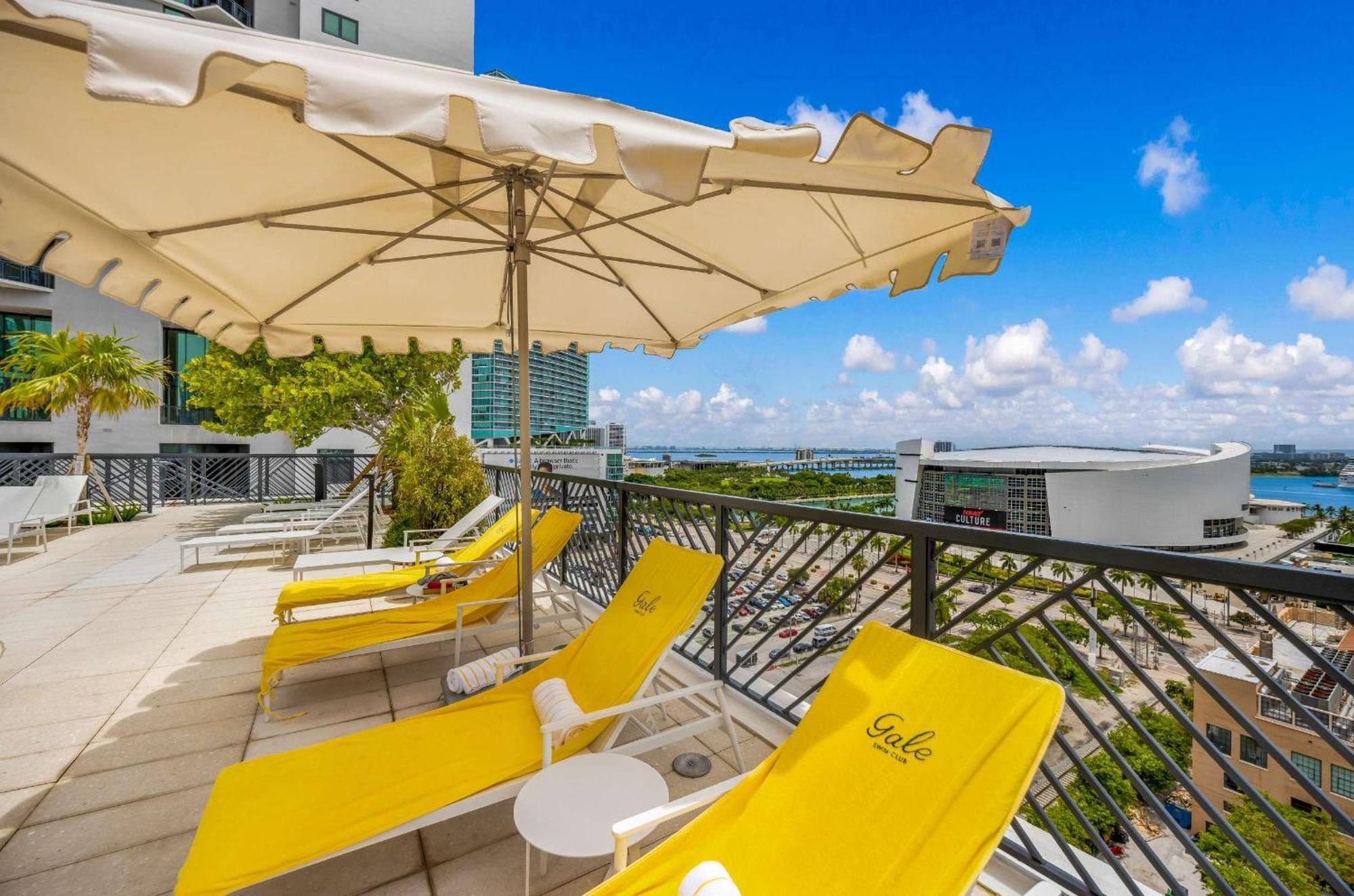 Contemporary Getaway With Skyline & Bay Views Сasa de vacaciones