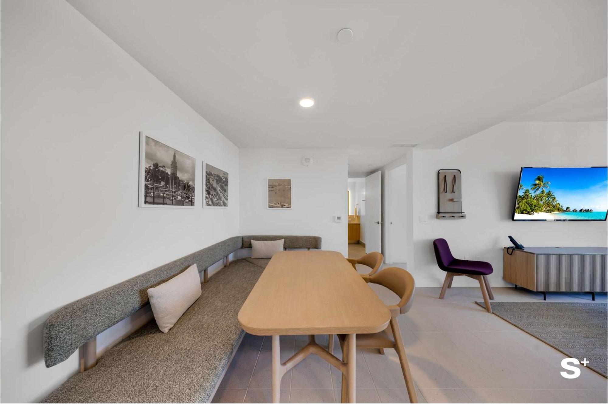 Сasa de vacaciones Contemporary Getaway With Skyline & Bay Views Miami