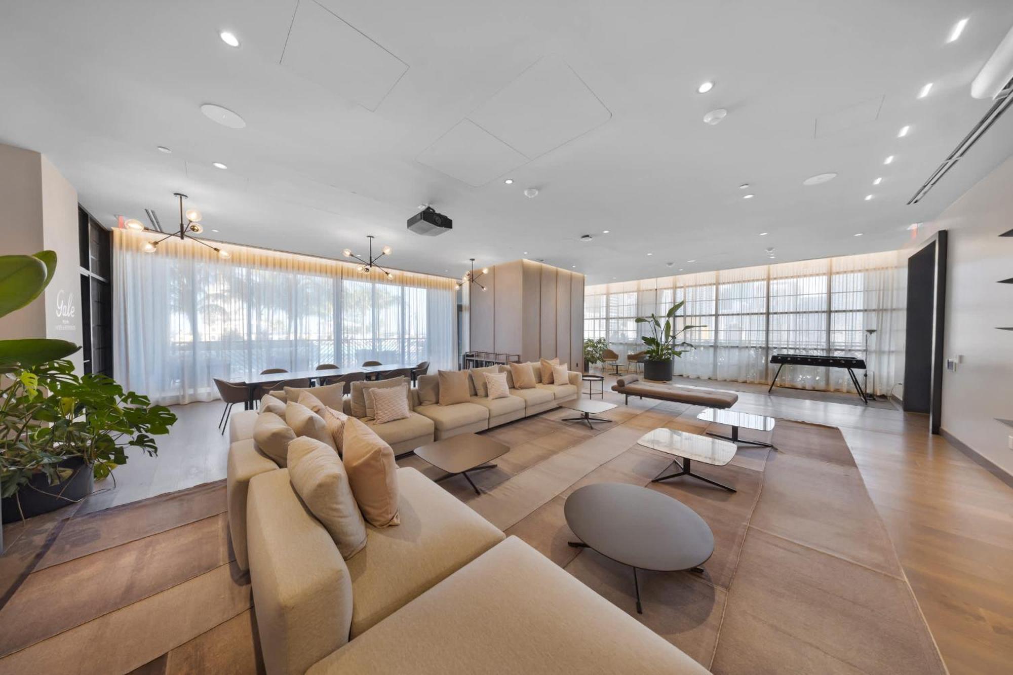 Сasa de vacaciones Contemporary Getaway With Skyline & Bay Views *